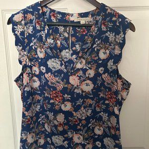 41 Hawthorn Floral Top, Size Large, Blue